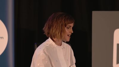 EmmaWatsonFan-nl_2016OurSharedShelf-InCoversationWithGloriaSteinem2957.jpg