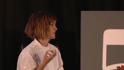 EmmaWatsonFan-nl_2016OurSharedShelf-InCoversationWithGloriaSteinem2986.jpg