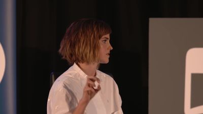 EmmaWatsonFan-nl_2016OurSharedShelf-InCoversationWithGloriaSteinem3106.jpg