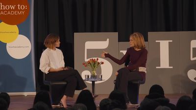 EmmaWatsonFan-nl_2016OurSharedShelf-InCoversationWithGloriaSteinem3190.jpg