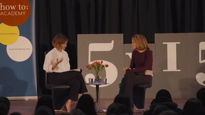 EmmaWatsonFan-nl_2016OurSharedShelf-InCoversationWithGloriaSteinem4007.jpg