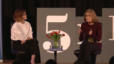 EmmaWatsonFan-nl_2016OurSharedShelf-InCoversationWithGloriaSteinem4389.jpg