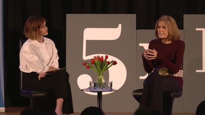 EmmaWatsonFan-nl_2016OurSharedShelf-InCoversationWithGloriaSteinem4393.jpg