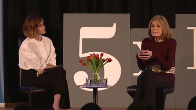 EmmaWatsonFan-nl_2016OurSharedShelf-InCoversationWithGloriaSteinem4396.jpg