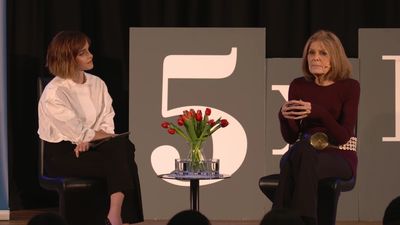 EmmaWatsonFan-nl_2016OurSharedShelf-InCoversationWithGloriaSteinem4397.jpg