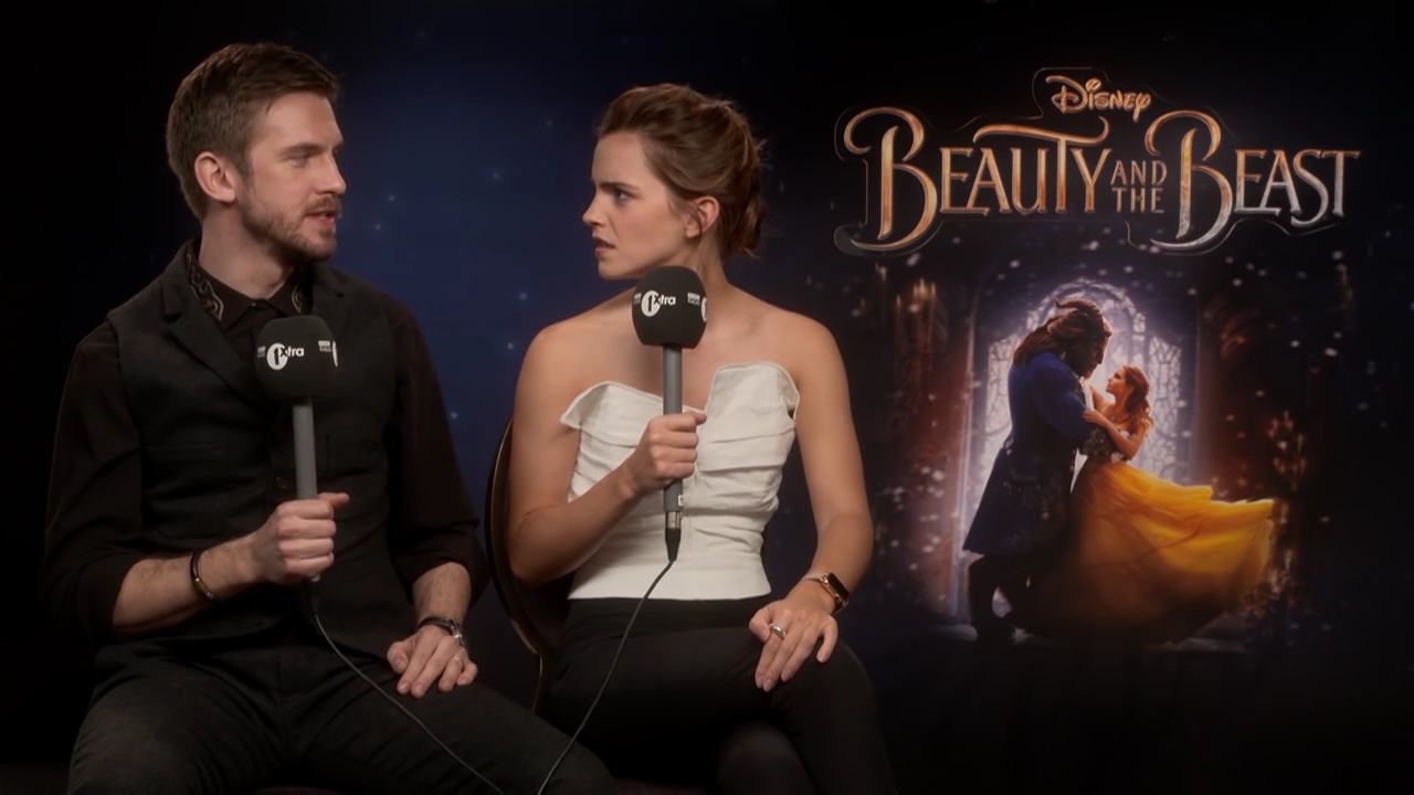 EmmaWatsonFan-dot-NL_2017BeautyAndTheBeastPressJunket-BBCRadio1Xtra0090.jpg