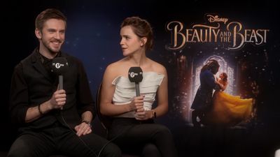 EmmaWatsonFan-dot-NL_2017BeautyAndTheBeastPressJunket-BBCRadio1Xtra0126.jpg