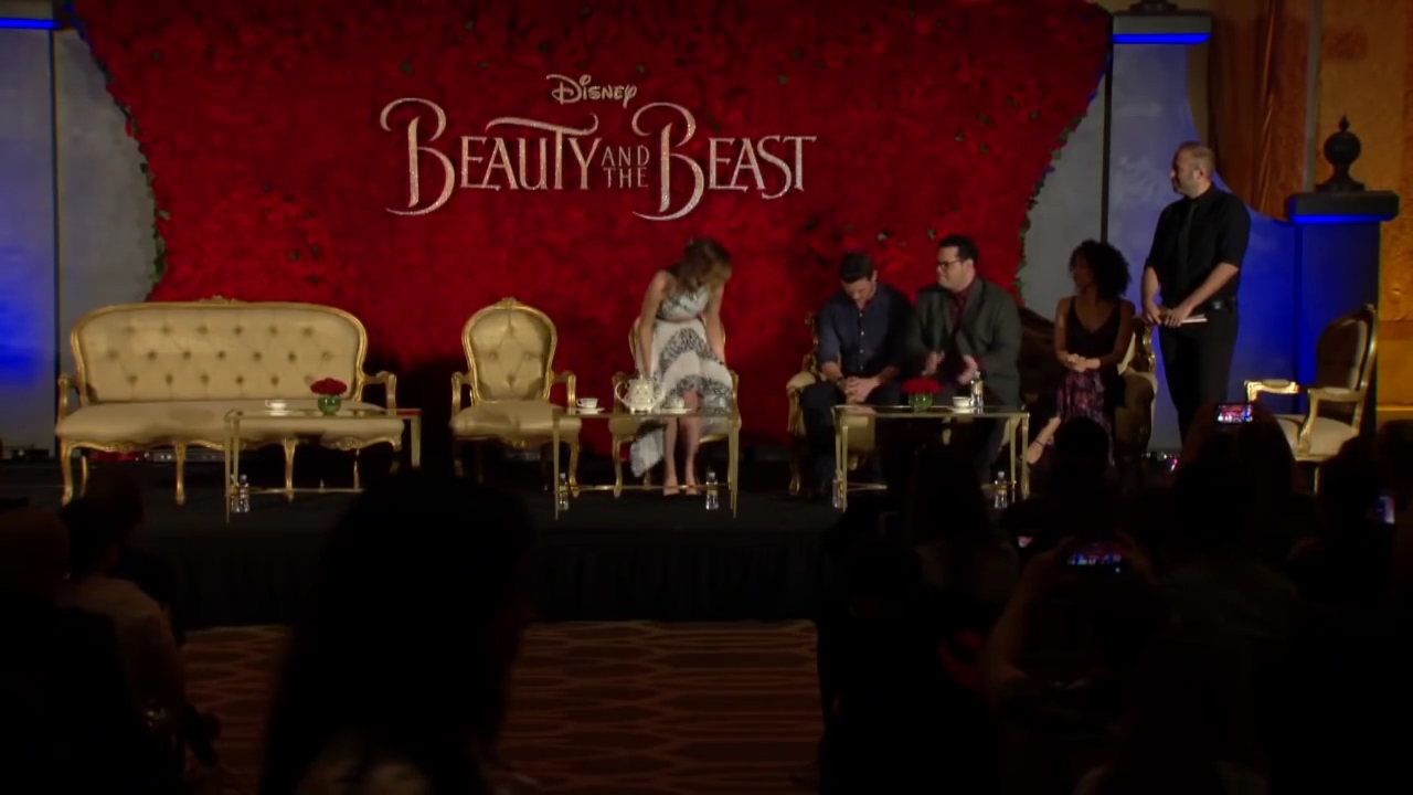 EmmaWatsonFan-dot-nl_BeautyAndTheBeastPersConferentieLA0026.jpg EmmaWatsonFan-dot-nl_BeautyAndTheBeastPersConferentieLA0026.jpg