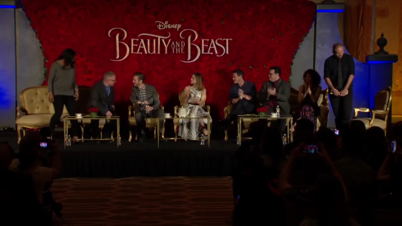 EmmaWatsonFan-dot-nl_BeautyAndTheBeastPersConferentieLA0041.jpg EmmaWatsonFan-dot-nl_BeautyAndTheBeastPersConferentieLA0041.jpg