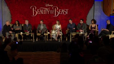 EmmaWatsonFan-dot-nl_BeautyAndTheBeastPersConferentieLA0201.jpg