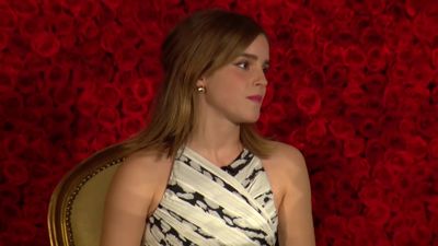 EmmaWatsonFan-dot-nl_BeautyAndTheBeastPersConferentieLA0412.jpg