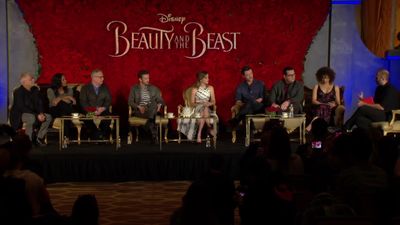 EmmaWatsonFan-dot-nl_BeautyAndTheBeastPersConferentieLA0441.jpg