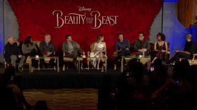 EmmaWatsonFan-dot-nl_BeautyAndTheBeastPersConferentieLA0590.jpg