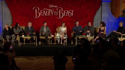 EmmaWatsonFan-dot-nl_BeautyAndTheBeastPersConferentieLA0991.jpg