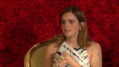 EmmaWatsonFan-dot-nl_BeautyAndTheBeastPersConferentieLA1028.jpg