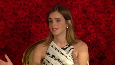 EmmaWatsonFan-dot-nl_BeautyAndTheBeastPersConferentieLA1040.jpg