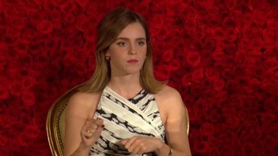 EmmaWatsonFan-dot-nl_BeautyAndTheBeastPersConferentieLA1432.jpg