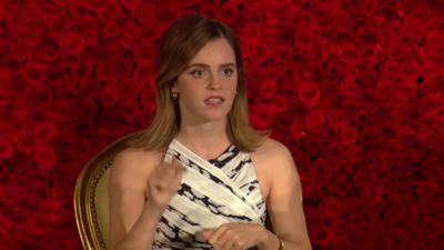 EmmaWatsonFan-dot-nl_BeautyAndTheBeastPersConferentieLA1433.jpg