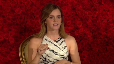 EmmaWatsonFan-dot-nl_BeautyAndTheBeastPersConferentieLA1435.jpg