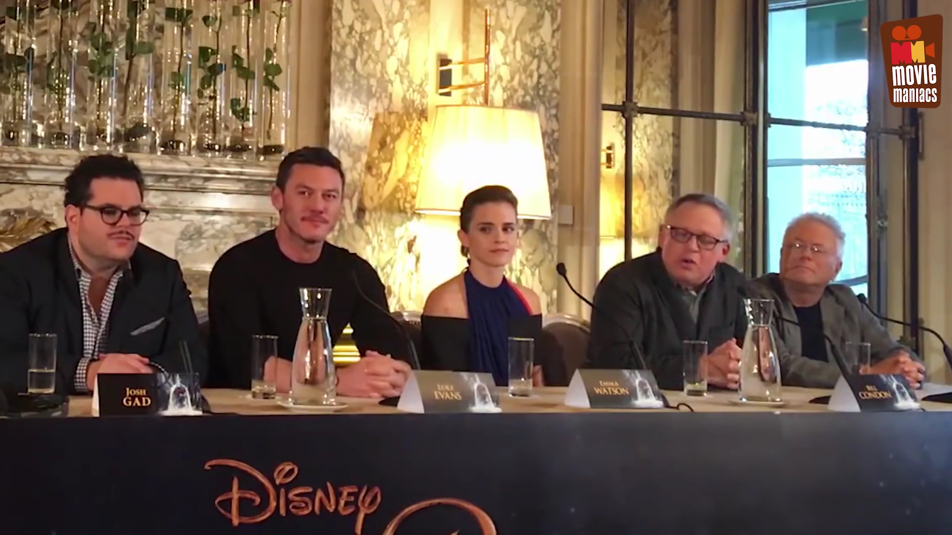 EmmaWatsonFan-dot-nl_BeautyAndTheBeastPersConferentieParijs0328.jpg