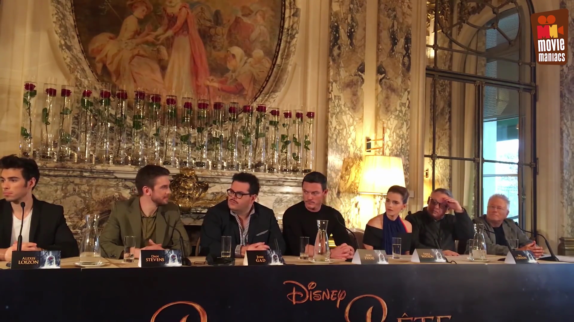EmmaWatsonFan-dot-nl_BeautyAndTheBeastPersConferentieParijs0609.jpg
