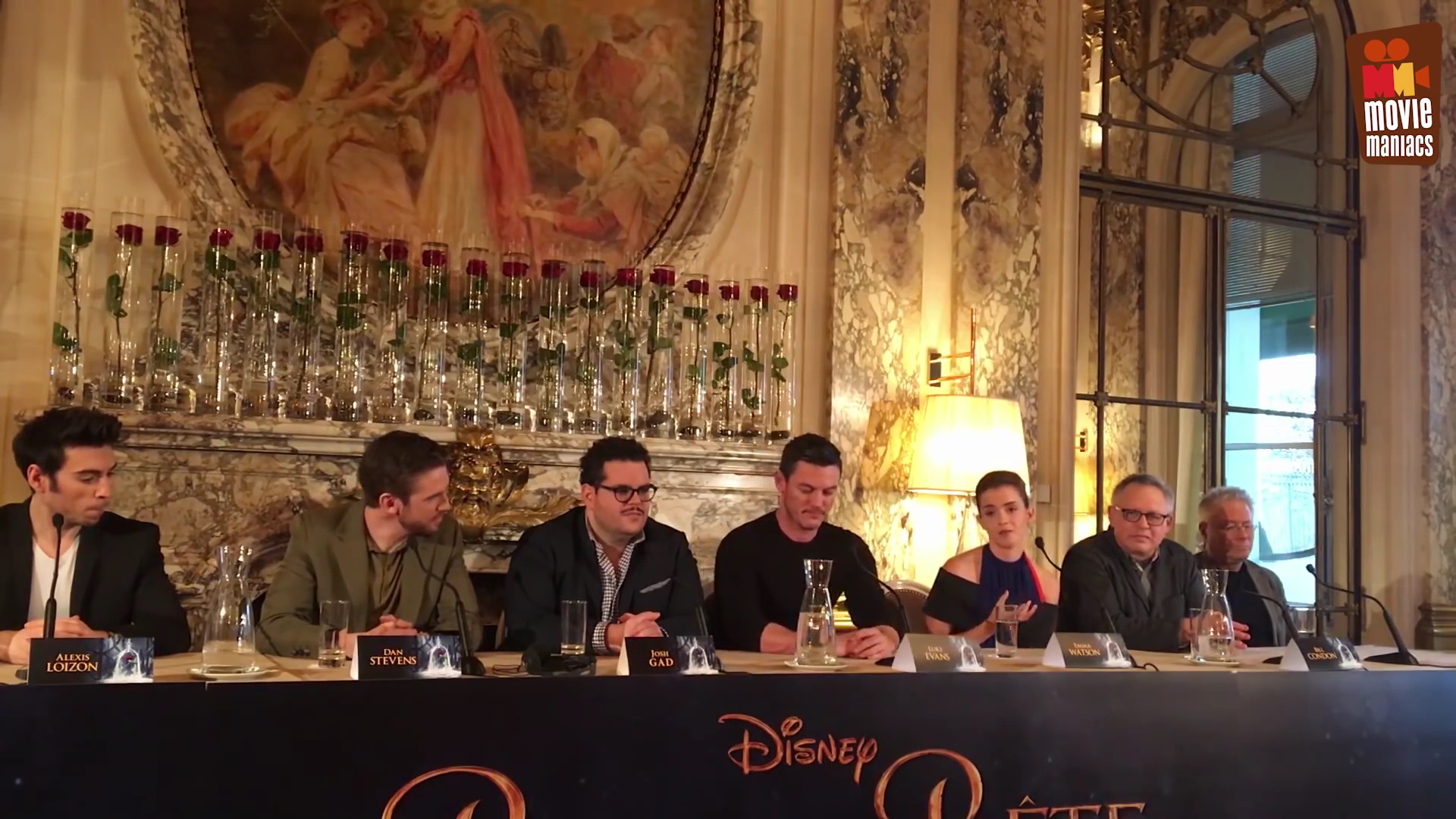 EmmaWatsonFan-dot-nl_BeautyAndTheBeastPersConferentieParijs0844.jpg