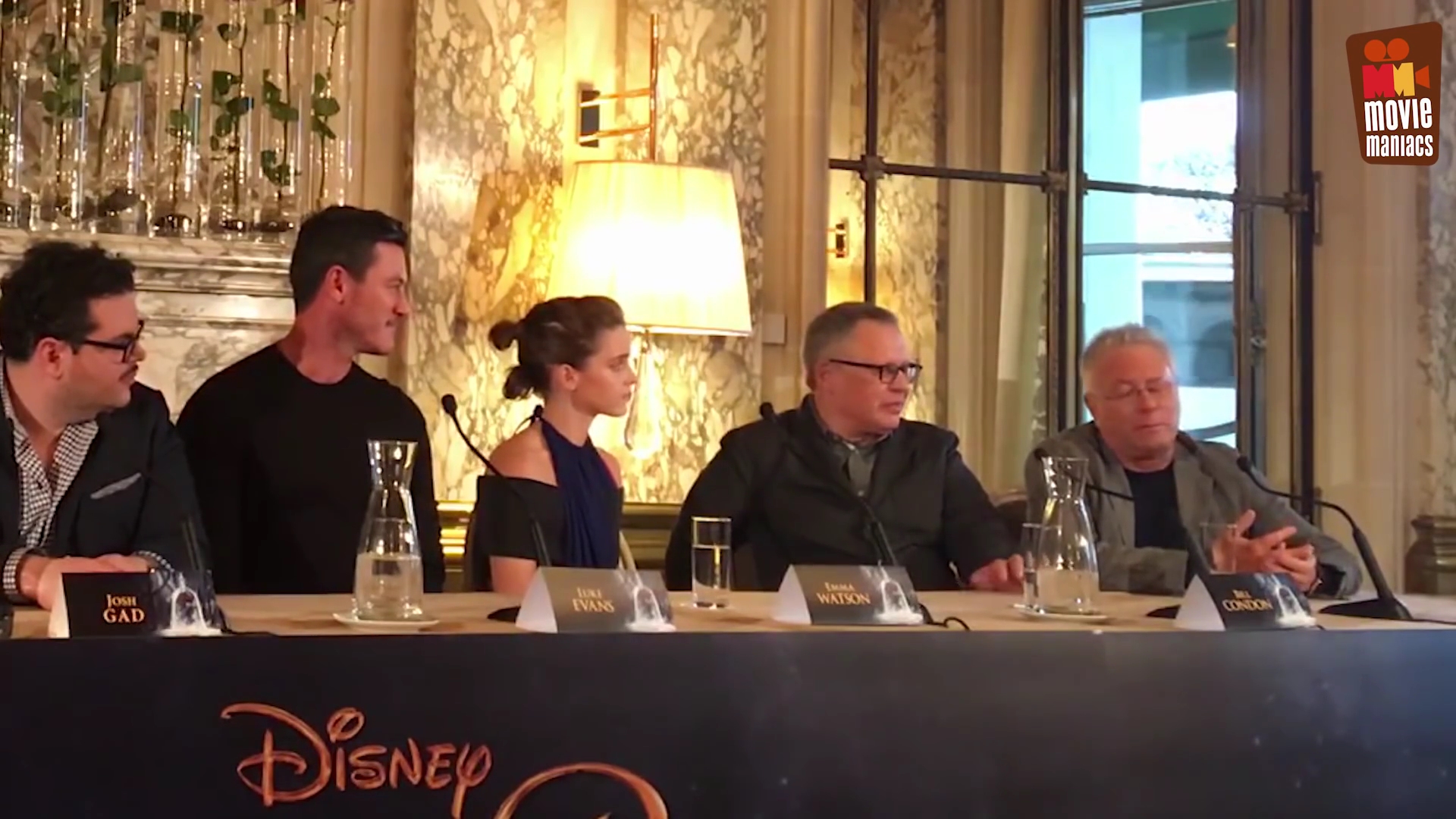 EmmaWatsonFan-dot-nl_BeautyAndTheBeastPersConferentieParijs1515.jpg EmmaWatsonFan-dot-nl_BeautyAndTheBeastPersConferentieParijs1515.jpg