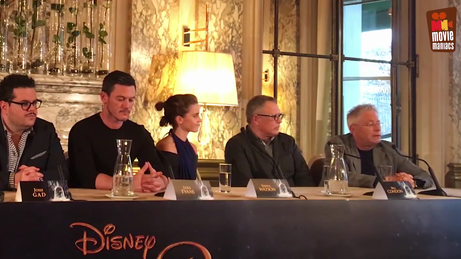 EmmaWatsonFan-dot-nl_BeautyAndTheBeastPersConferentieParijs1596.jpg