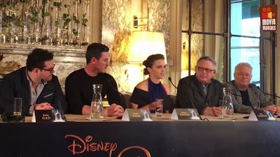 EmmaWatsonFan-dot-nl_BeautyAndTheBeastPersConferentieParijs0650.jpg