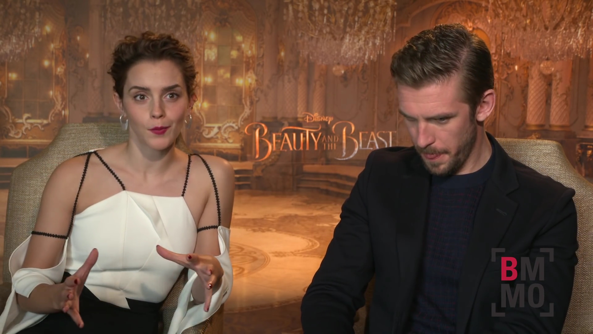 EmmaWatsonFan-dot-NL_2017BeautyAndTheBeastPressJunket-BigMovieMouthOff0085.jpg