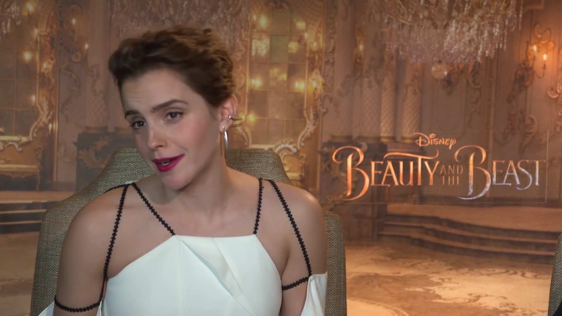 EmmaWatsonFan-dot-NL_2017BeautyAndTheBeastPressJunket-CinemaBlend0128.jpg EmmaWatsonFan-dot-NL_2017BeautyAndTheBeastPressJunket-CinemaBlend0128.jpg