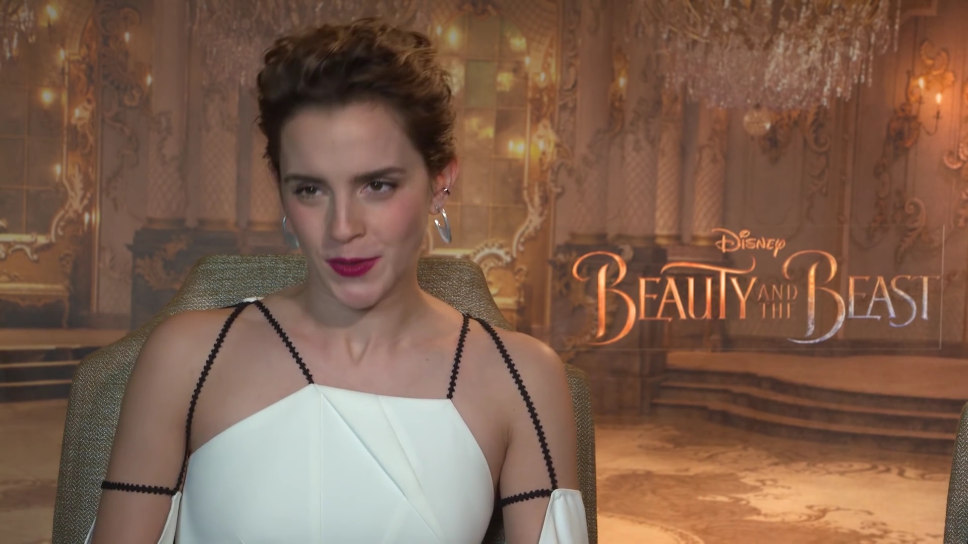 EmmaWatsonFan-dot-NL_2017BeautyAndTheBeastPressJunket-CinemaBlend0140.jpg EmmaWatsonFan-dot-NL_2017BeautyAndTheBeastPressJunket-CinemaBlend0140.jpg