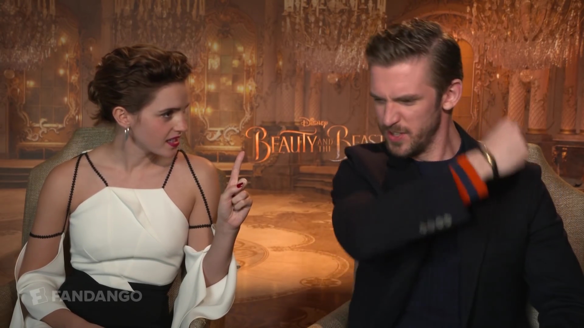 EmmaWatsonFan-dot-NL_2017BeautyAndTheBeastPressJunket-Fandango0020.jpg EmmaWatsonFan-dot-NL_2017BeautyAndTheBeastPressJunket-Fandango0020.jpg