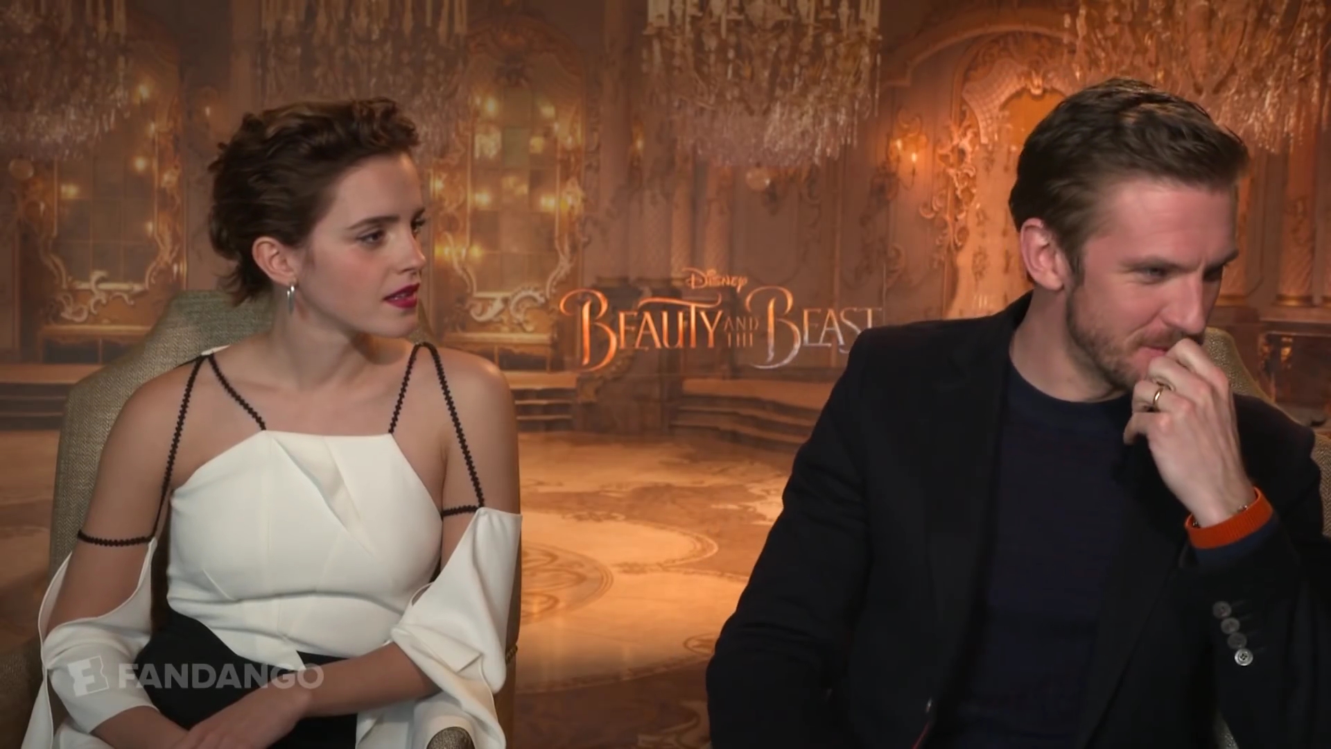 EmmaWatsonFan-dot-NL_2017BeautyAndTheBeastPressJunket-Fandango0098.jpg EmmaWatsonFan-dot-NL_2017BeautyAndTheBeastPressJunket-Fandango0098.jpg