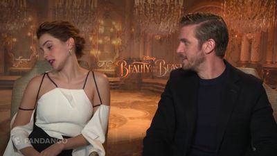 EmmaWatsonFan-dot-NL_2017BeautyAndTheBeastPressJunket-Fandango0023.jpg