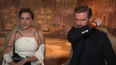 EmmaWatsonFan-dot-NL_2017BeautyAndTheBeastPressJunket-Fandango0026.jpg