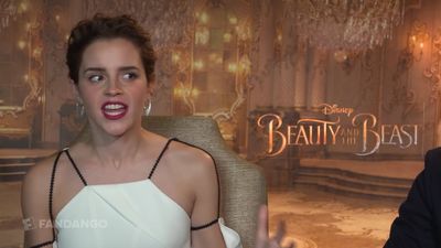 EmmaWatsonFan-dot-NL_2017BeautyAndTheBeastPressJunket-Fandango0116.jpg