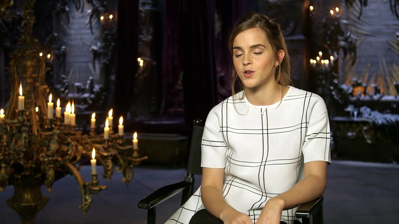 EmmaWatsonFan-dot-nl_BeautyAndtheBeastPressJunkets-FlickAndTheCity-1-0060.jpg