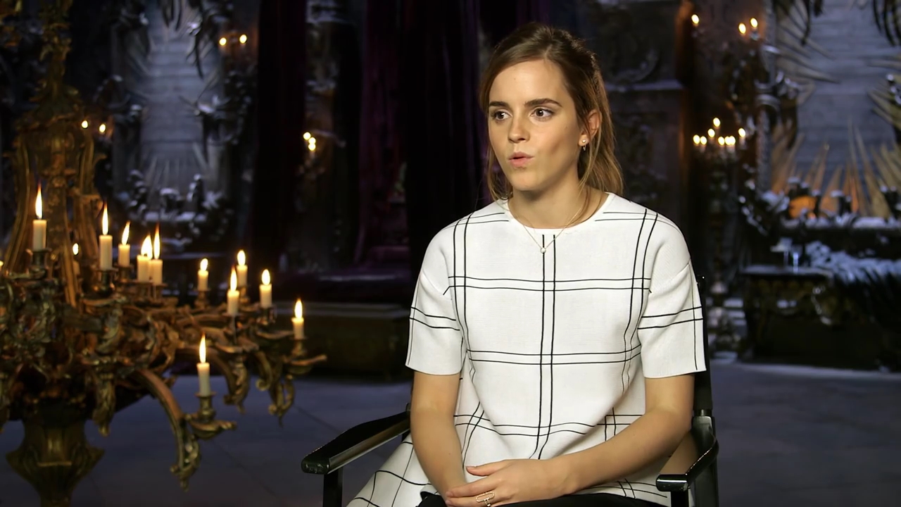 EmmaWatsonFan-dot-nl_BeautyAndtheBeastPressJunkets-FlickAndTheCity-1-0401.jpg