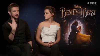 EmmaWatsonFan-dot-NL_BeautyAndtheBeastPressJunket-GlamourUK0301.jpg