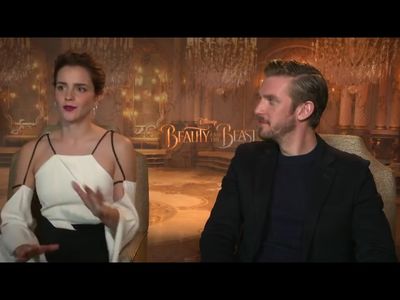 EmmaWatsonFan-dot-NL_BeautyAndTheBeastPressJunket-HollywoodXYZ0016.jpg