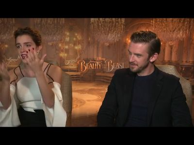 EmmaWatsonFan-dot-NL_BeautyAndTheBeastPressJunket-HollywoodXYZ0026.jpg