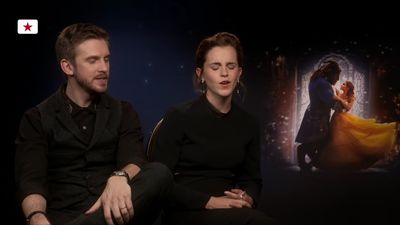 EmmaWatsonFan-dot-NL_BeautyAndTheBeastPressJunket-KinoTV0245.jpg