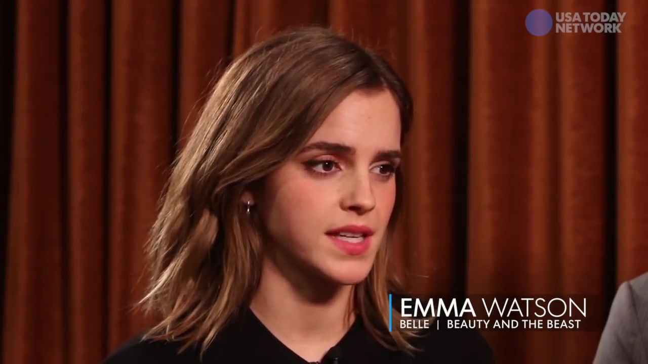 EmmaWatsonFan-dot-NL_BeautyAndTheBeastPressJunket-USAToday0032.jpg