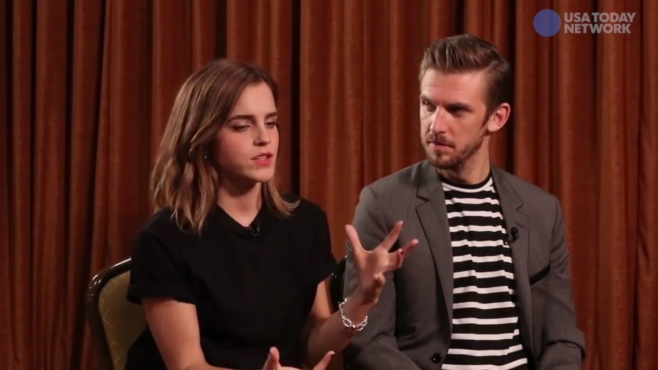 EmmaWatsonFan-dot-NL_BeautyAndTheBeastPressJunket-USAToday0102.jpg