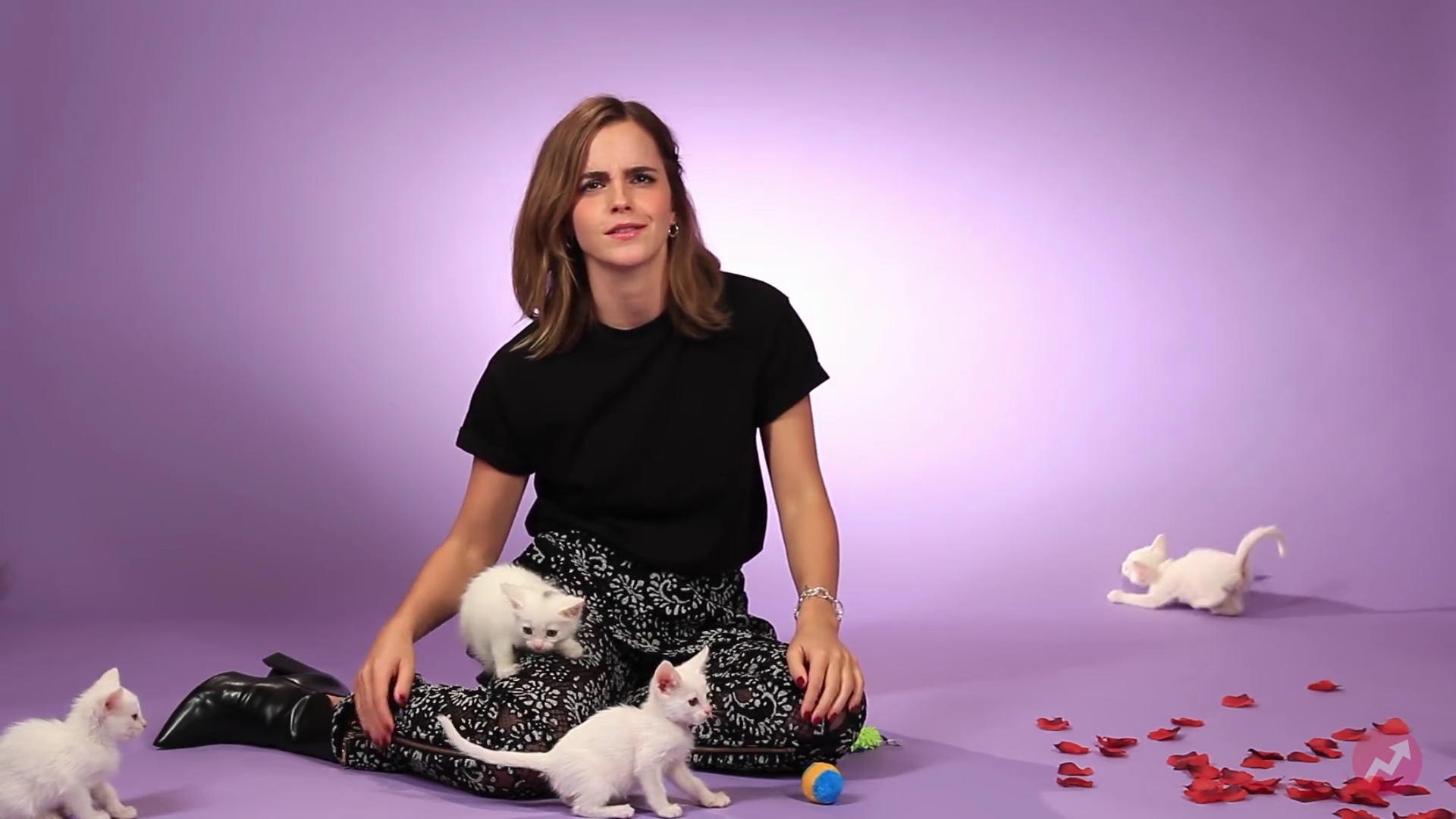 EmmaWatsonFan-nl_2017Buzzfeed0162.jpg