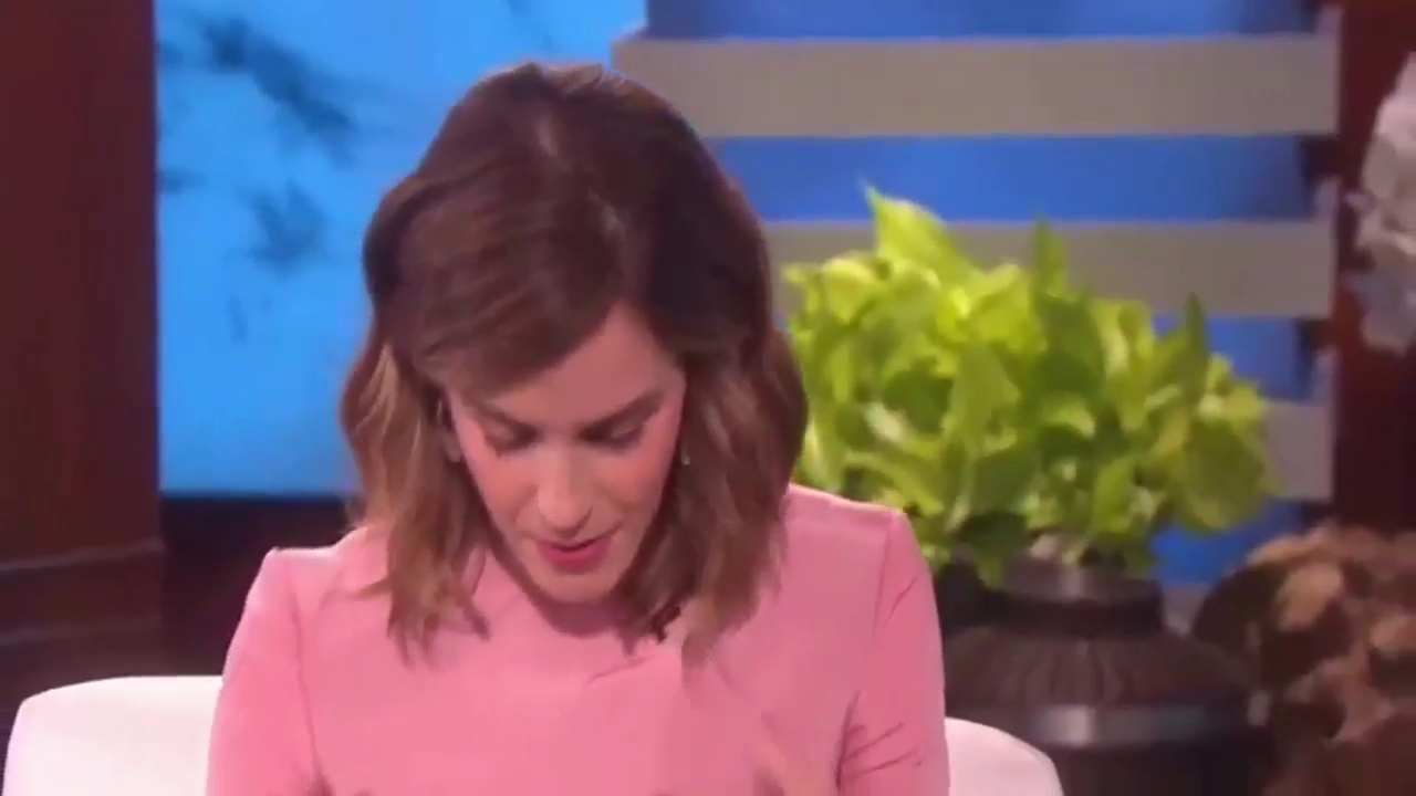 EmmaWatsonFan-nl_2017Ellen0173.jpg