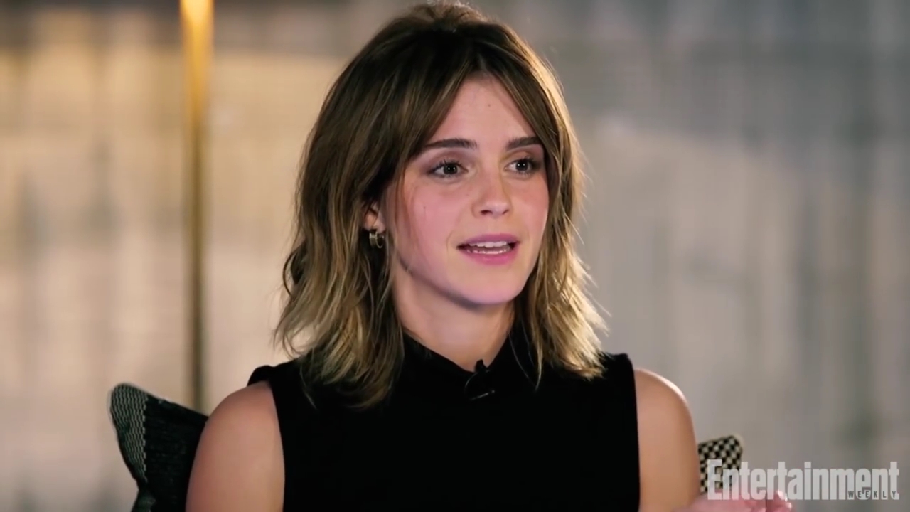 EmmaWatsonFan-nl_2017EntertainmentWeekly_KidsAskEmmaWatsonAboutBeautyAndTheBeastHarryPotterMore0050.jpg