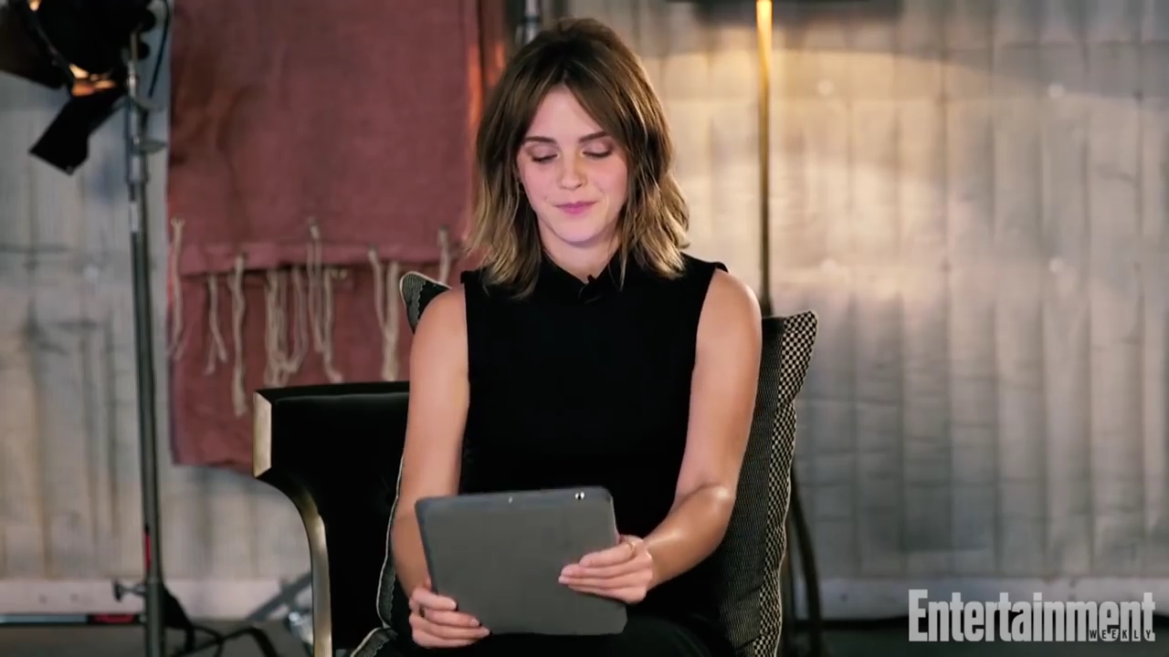 EmmaWatsonFan-nl_2017EntertainmentWeekly_KidsAskEmmaWatsonAboutBeautyAndTheBeastHarryPotterMore0053.jpg EmmaWatsonFan-nl_2017EntertainmentWeekly_KidsAskEmmaWatsonAboutBeautyAndTheBeastHarryPotterMore0053.jpg