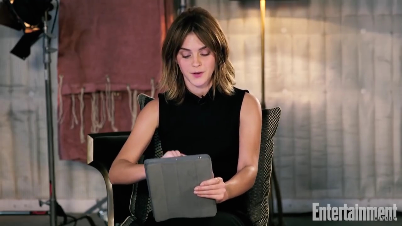 EmmaWatsonFan-nl_2017EntertainmentWeekly_KidsAskEmmaWatsonAboutBeautyAndTheBeastHarryPotterMore0054.jpg EmmaWatsonFan-nl_2017EntertainmentWeekly_KidsAskEmmaWatsonAboutBeautyAndTheBeastHarryPotterMore0054.jpg